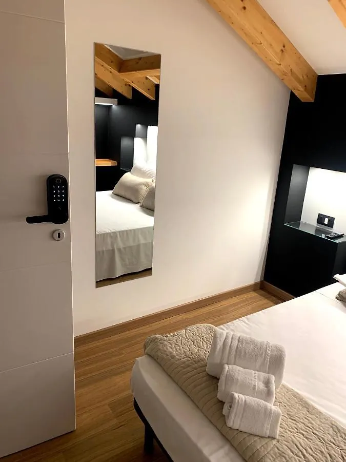 Appartamento Ottomood House Aeroporto di Catania Fontana Rossa 0*,